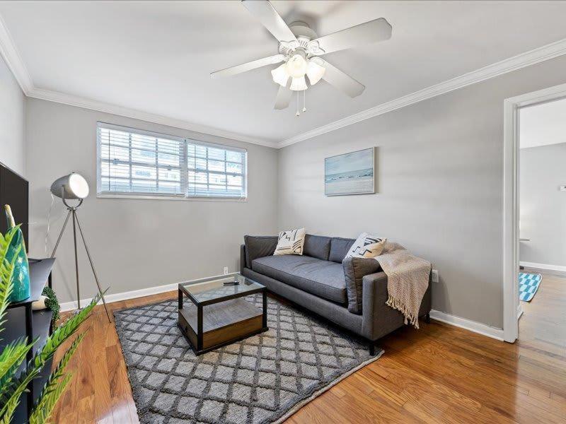 Designed And Cozy 1Br With Parking Near Stores Apartment แทมปา ภายนอก รูปภาพ
